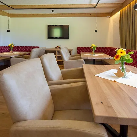 Homestay Obertuschenhof Pertisau