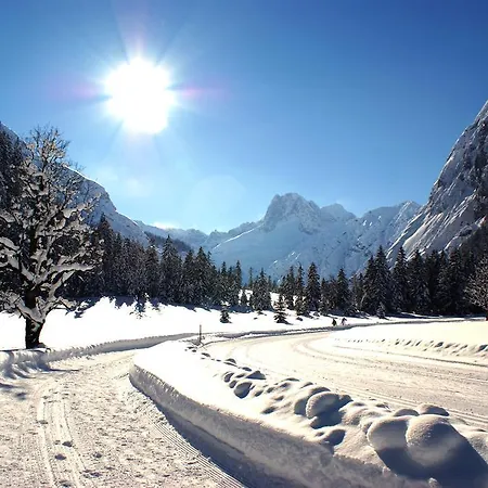 Obertuschenhof بيرتيساو